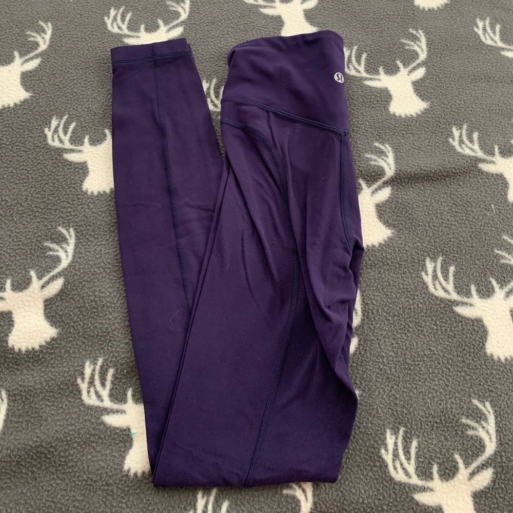 Lululemon pushing limited 25" leggings size 2